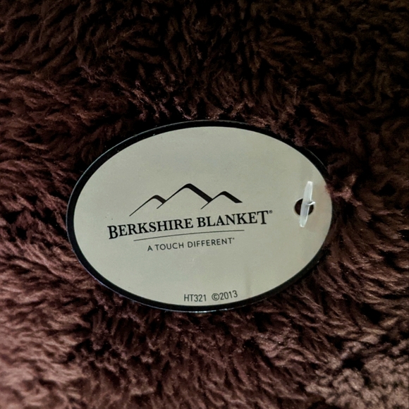 Fluffie Blanket - Brown - Picture 5 of 5